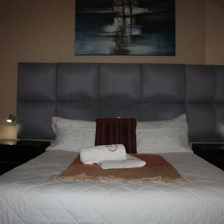 On Hill Lodge Bloemfontein Exterior photo