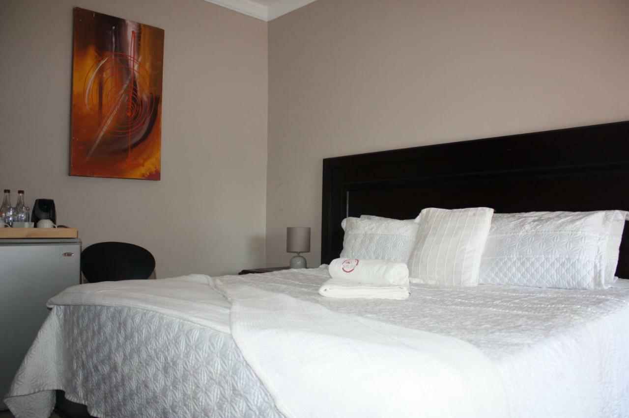 On Hill Lodge Bloemfontein Exterior photo
